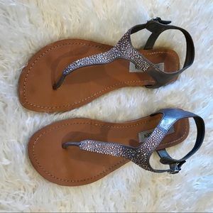 Steve Madden Beaming Dusty Silver Sandals • 8.5